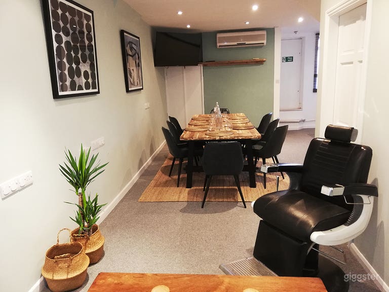  Serendipity Meeting Room 