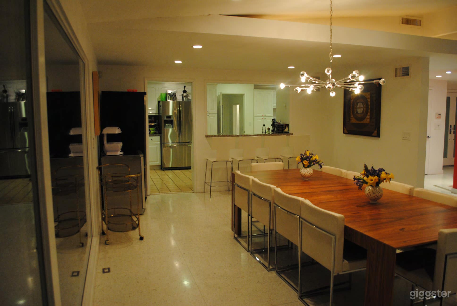 Mid Century Modern with City Views in Studio City Photo 4