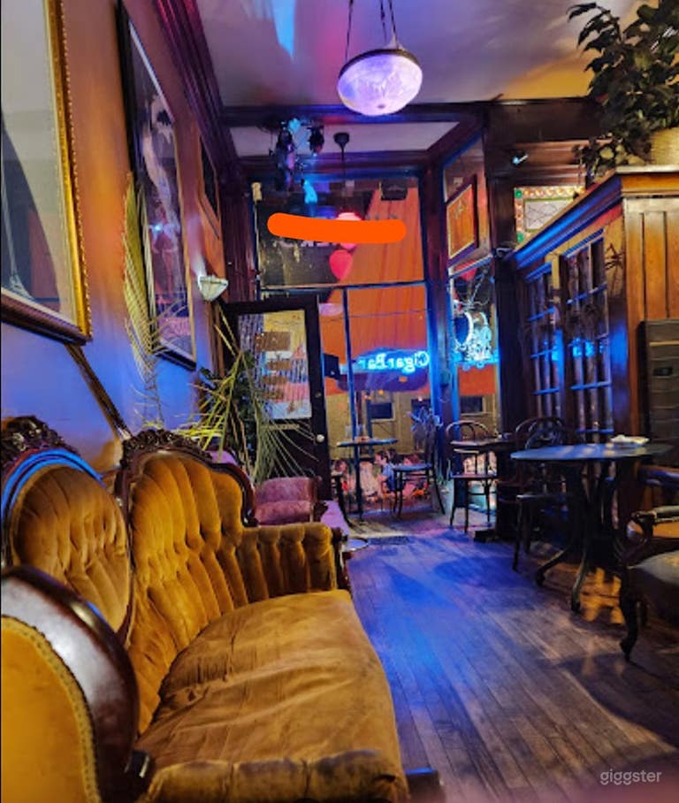  Most Unique Bar Space In Milwaukee 