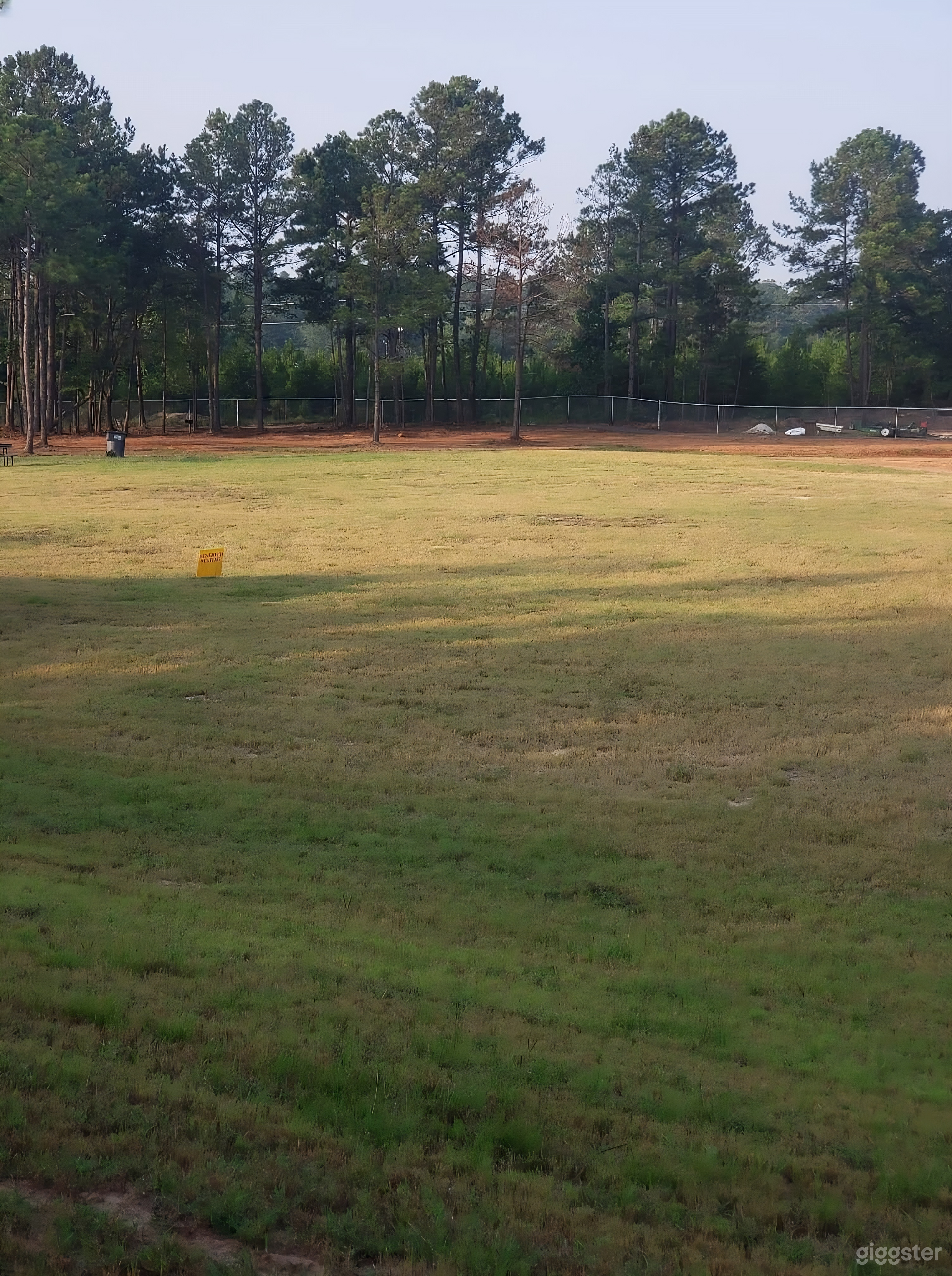 6-Acre Multi-Use Outdoor Location for Events &amp; Shoots Photo 4