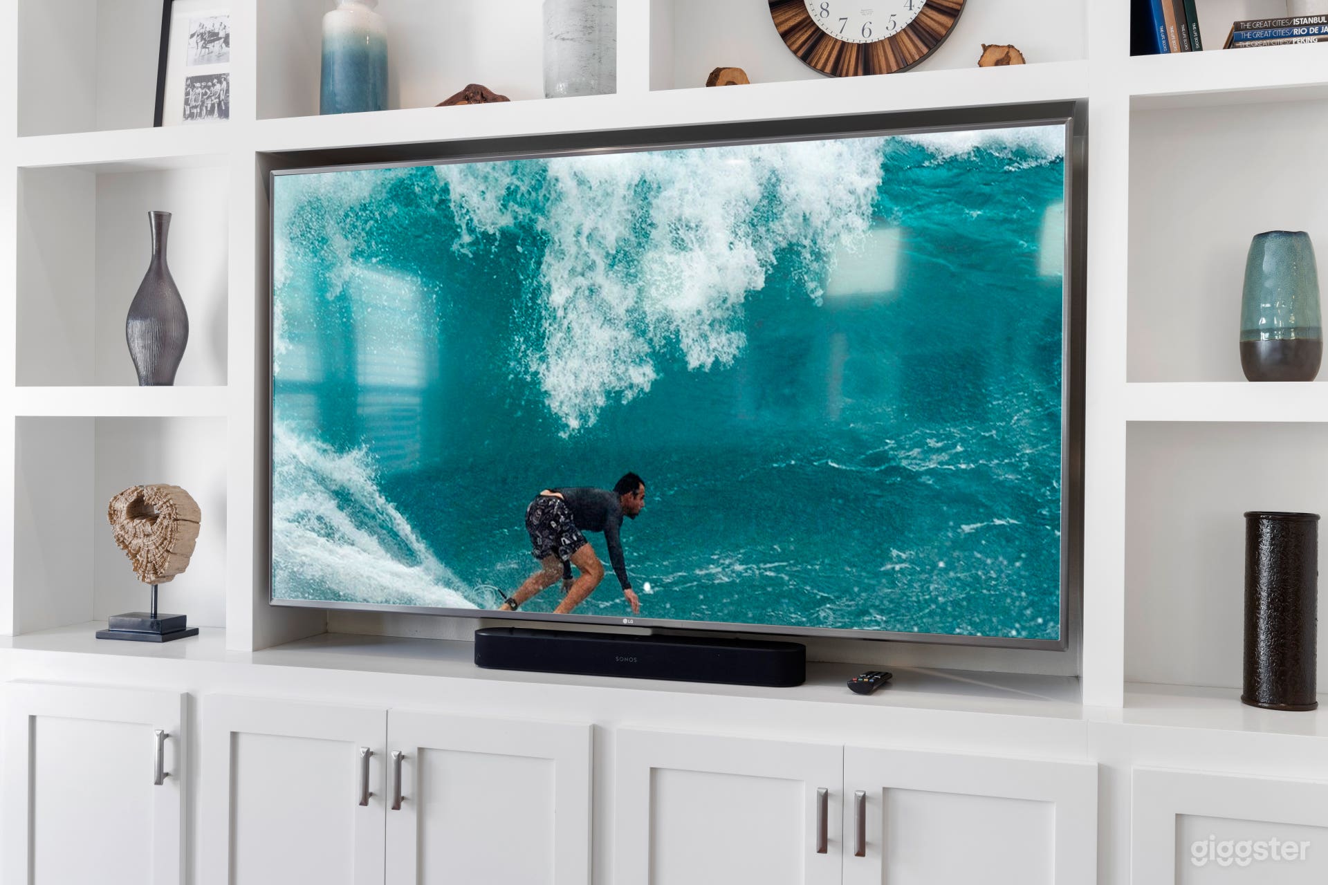 Large TV, fun room for the whole family to watch a movie in.