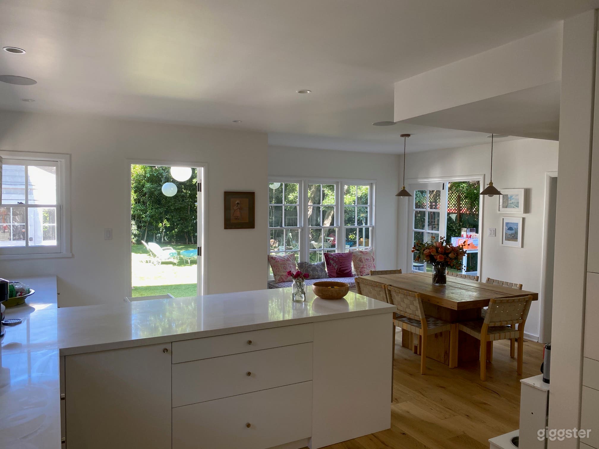 Colonial Charmer in Los Feliz Photo 4