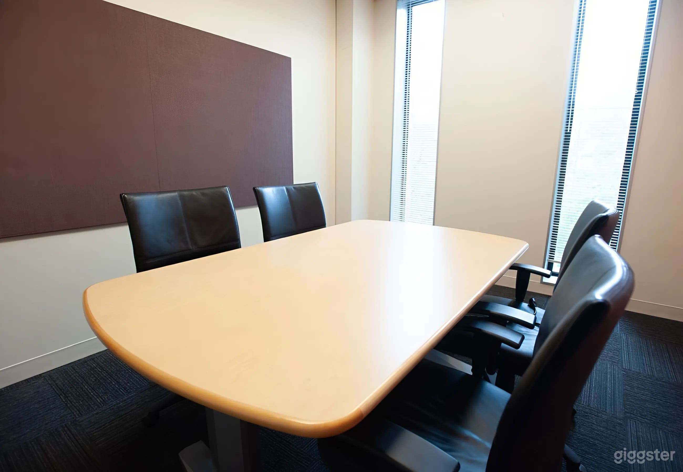 Standard Mediation Room - (Seats 4-6) Photo 1
