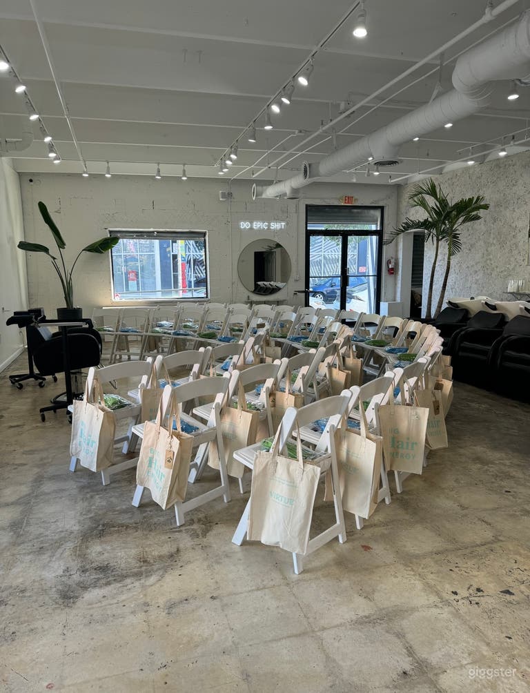  Picturesque Wynwood Salon 