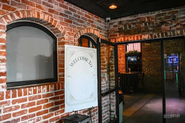  Stylish Restaurant, Lounge and Event Space 