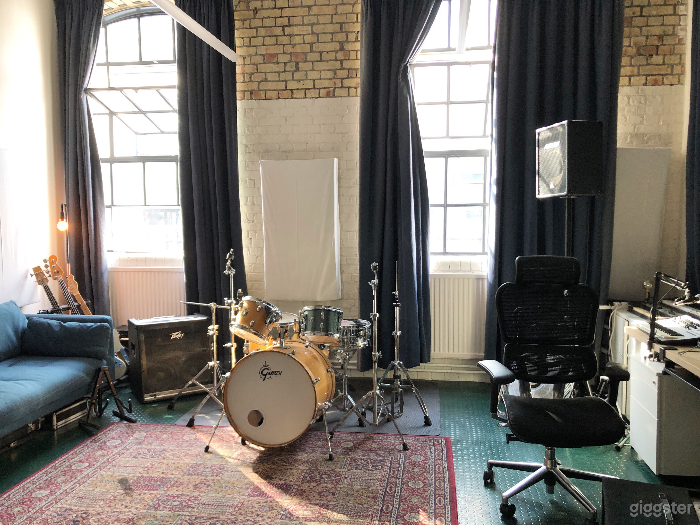 Rehearsal and Recording Studio in Industrial Workshops Photo 1