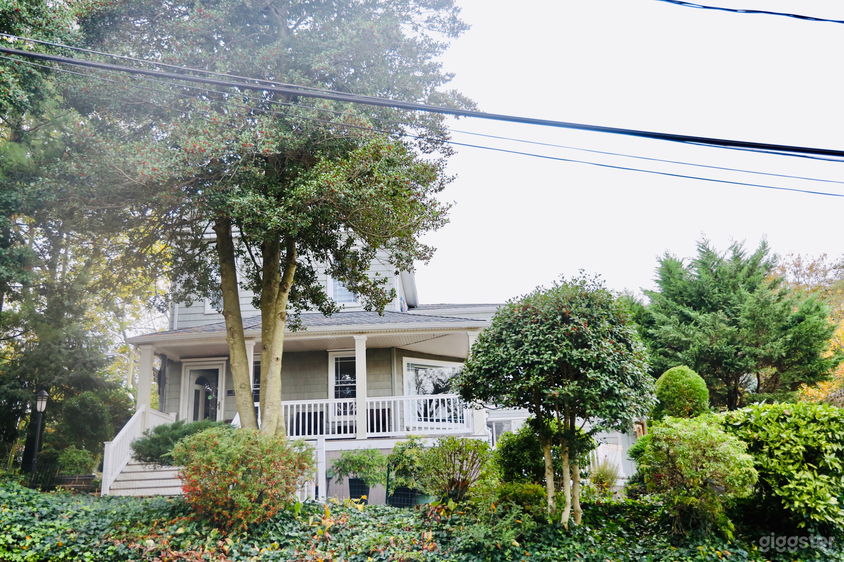 front view of home with landscaping