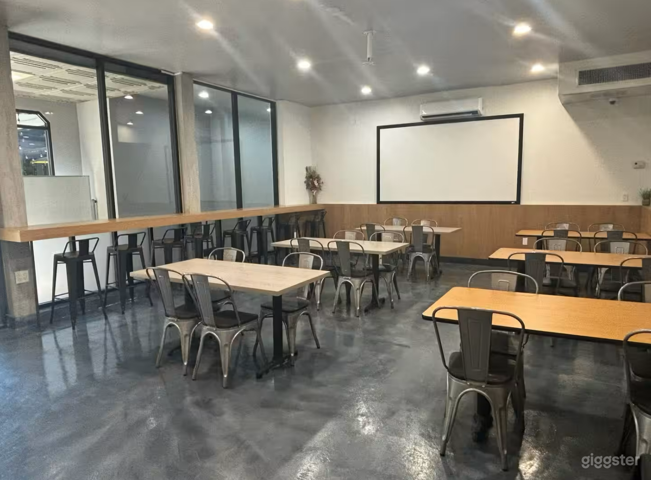 Olympic Room (Meeting Space)  Photo 2