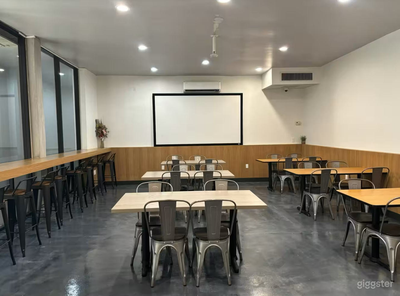 Olympic Room (Meeting Space)  Photo 3