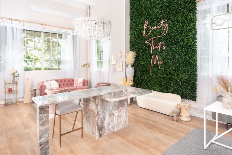  Gorgeous Studio in the Heart of Georgetown 