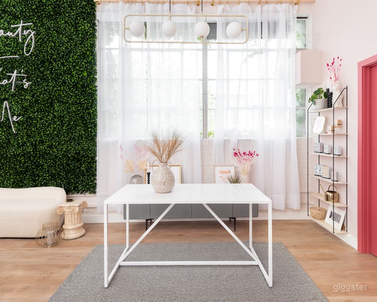  Gorgeous Studio in the Heart of Georgetown 