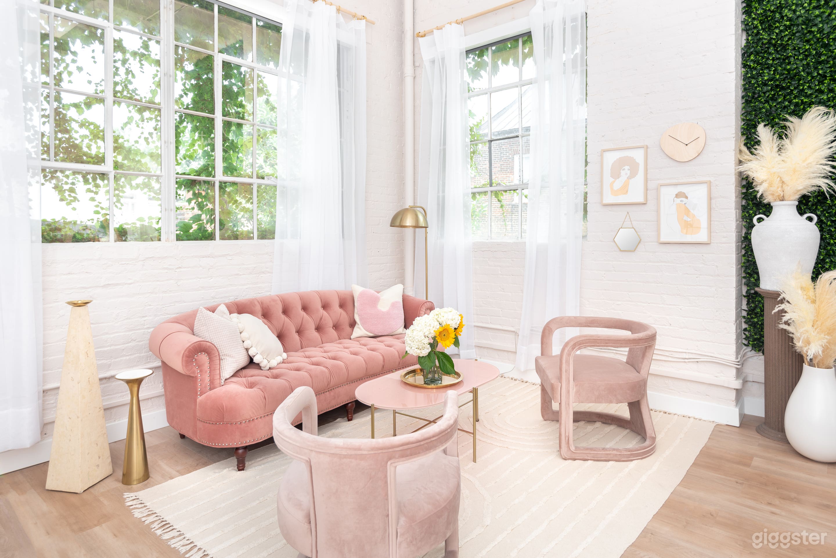 Gorgeous Studio in the Heart of Georgetown Photo 1