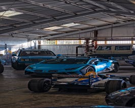  Industrial Warehouse - Vintage Car Event Space 