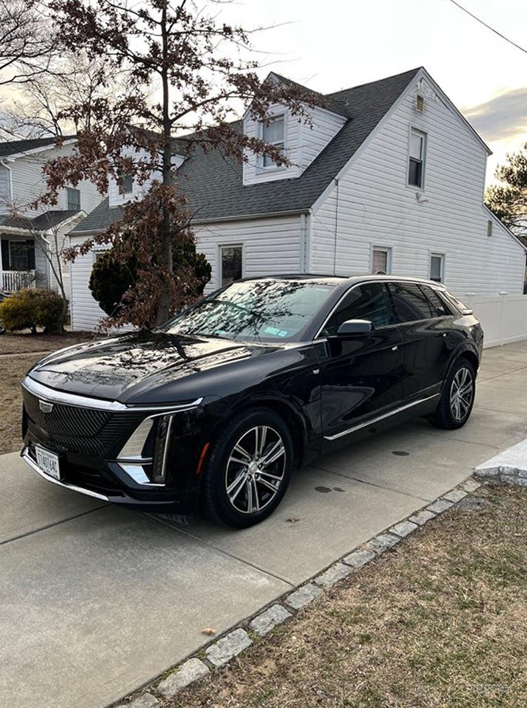  2024 Cadillac Lyric | Premium Electric Luxury SUV 