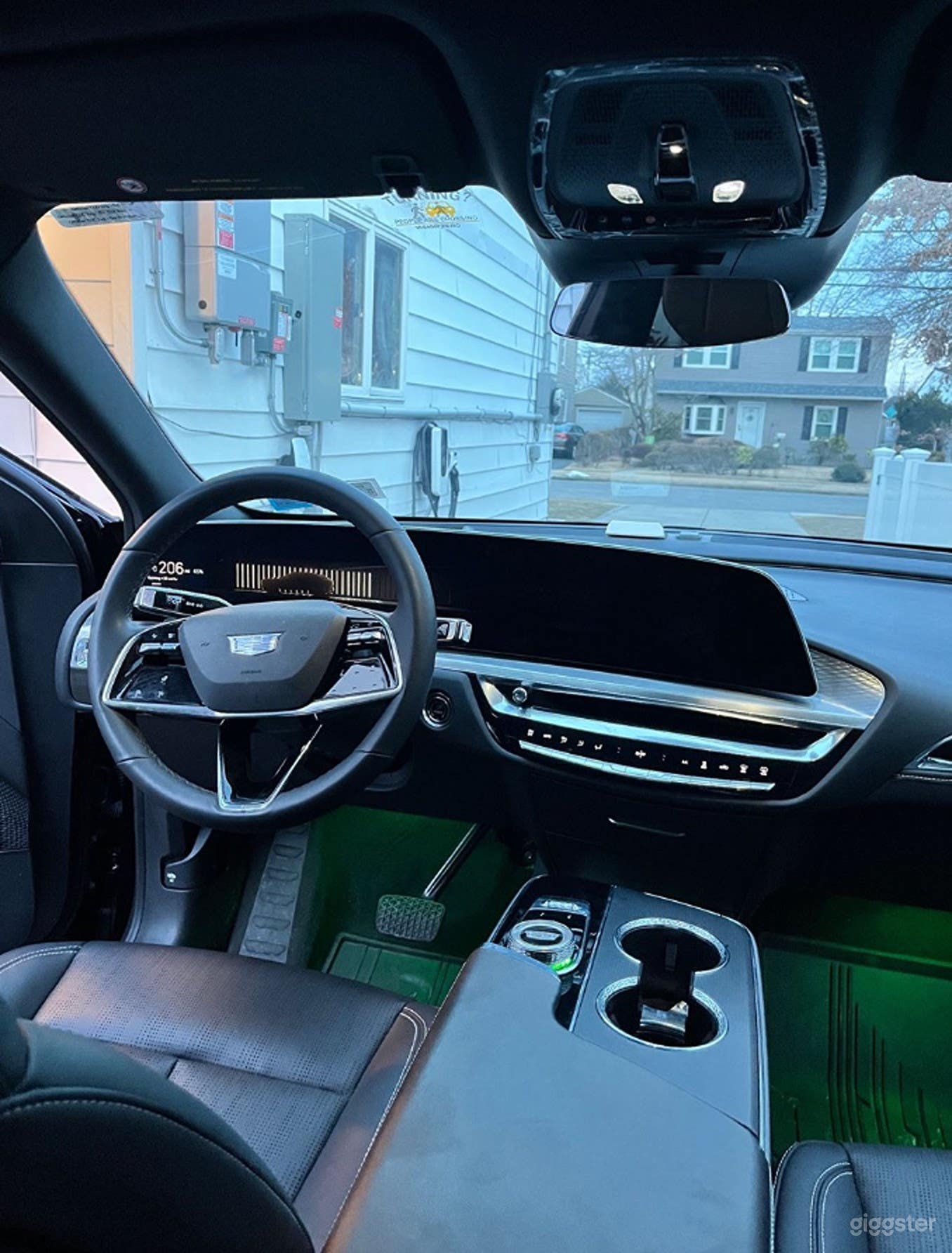 2024 Cadillac Lyric | Premium Electric Luxury SUV Photo 4