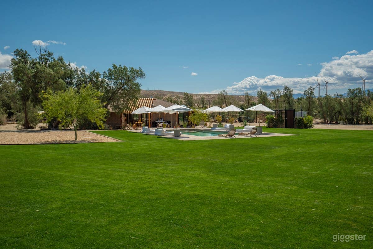 Stunning Desert Mid Century Home with Pool Photo 4
