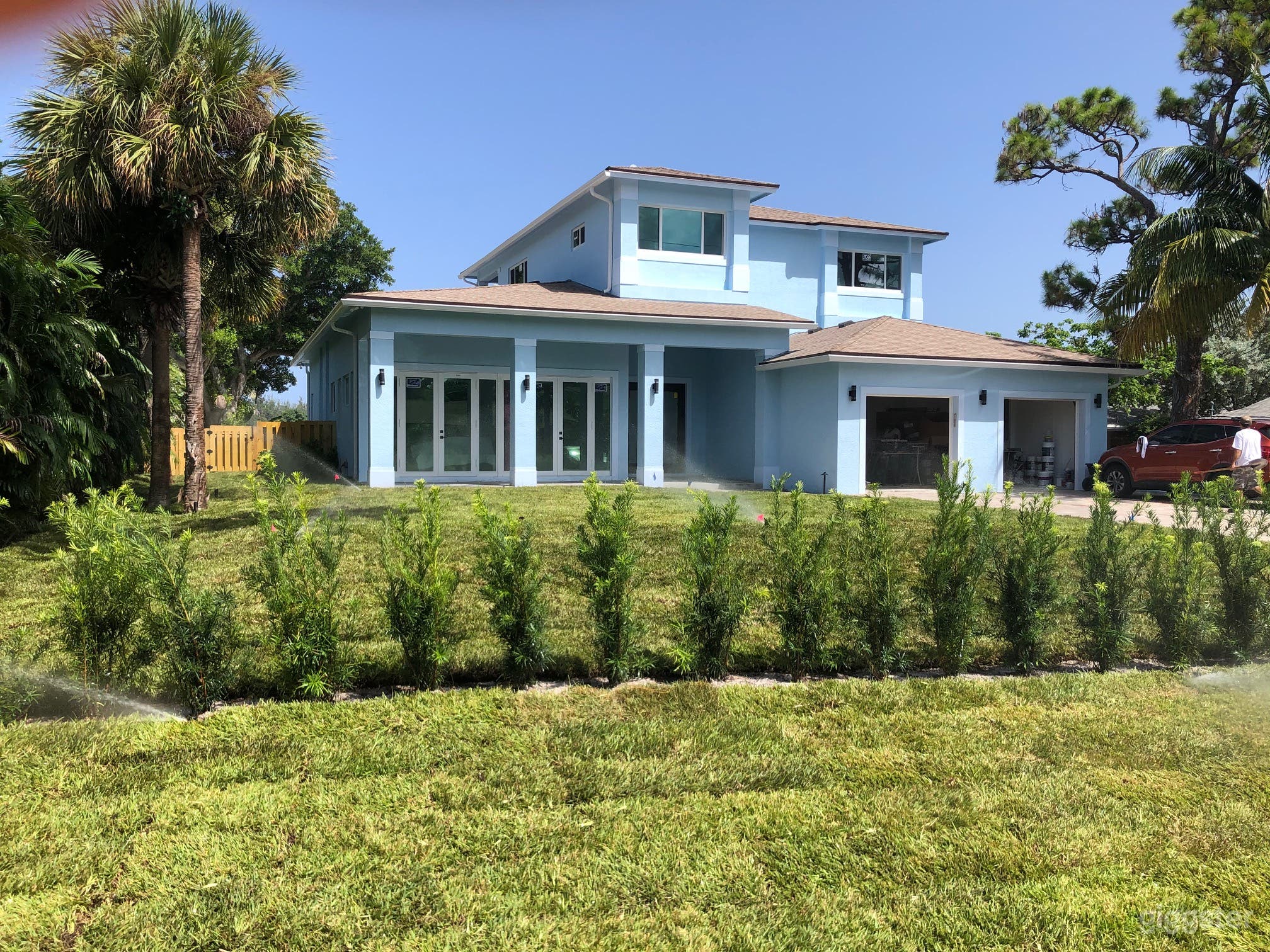 Modern Lake Home  Photo 1