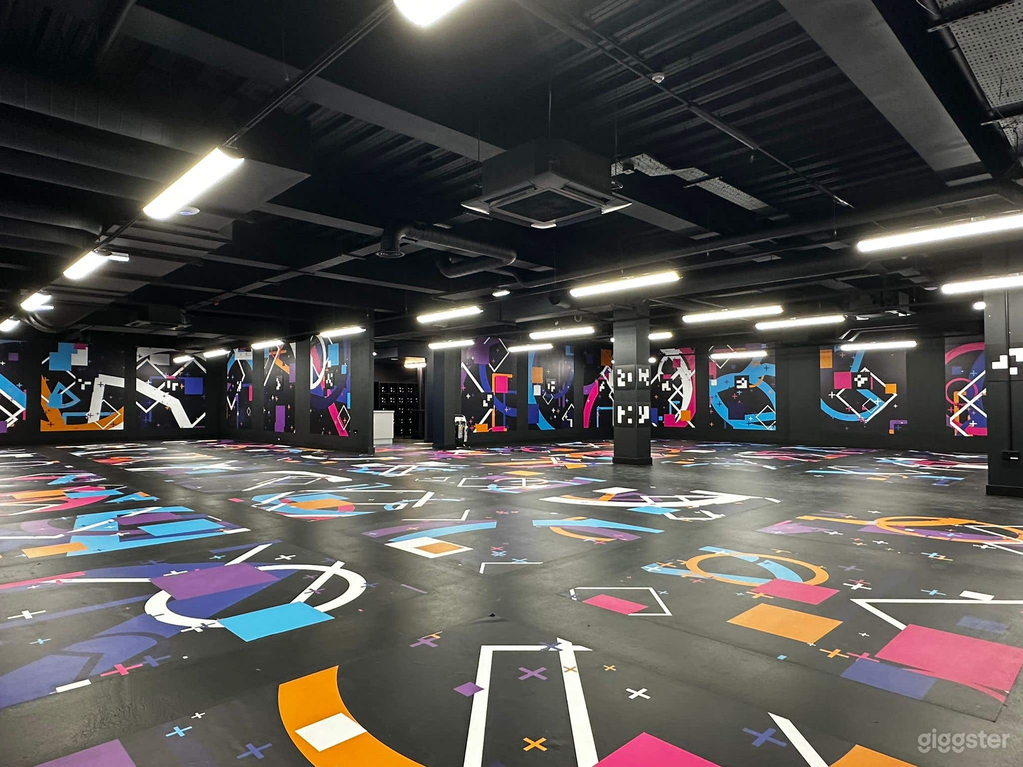 VR Venue Hire in the Heart of Camden Photo 2