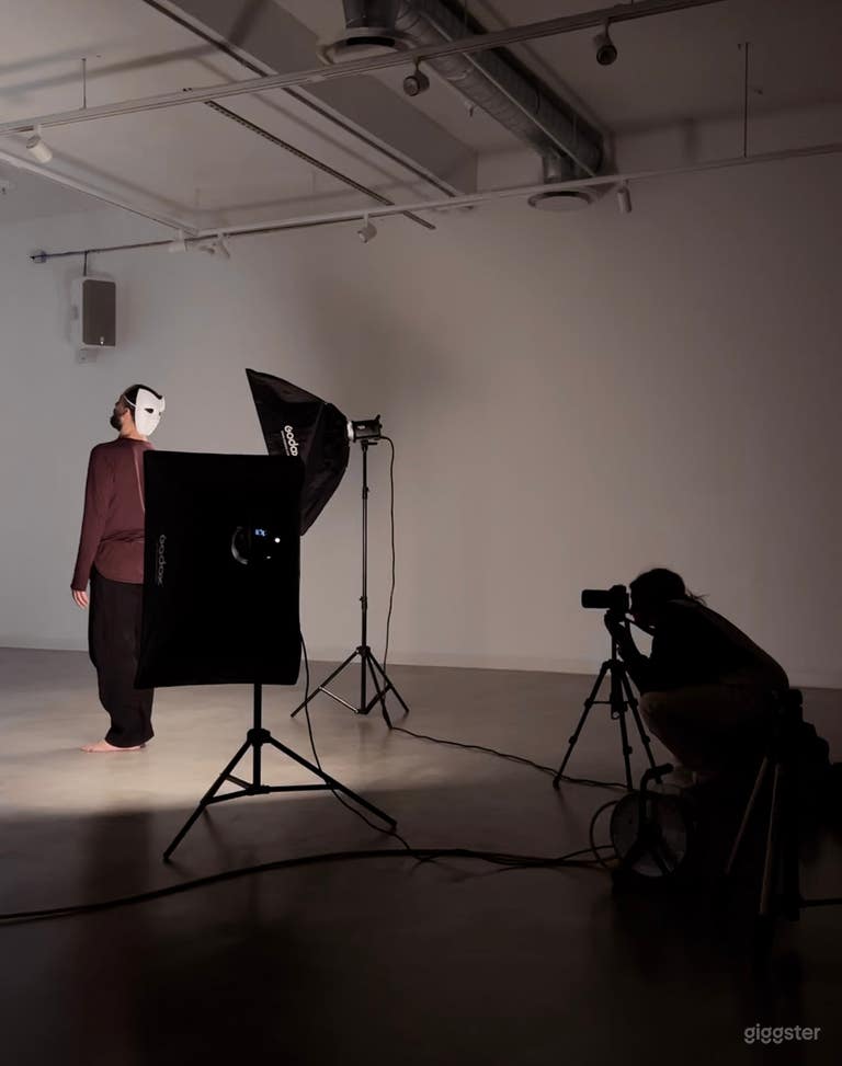  Flexible event space from intimate gatherings to grand celebrations 