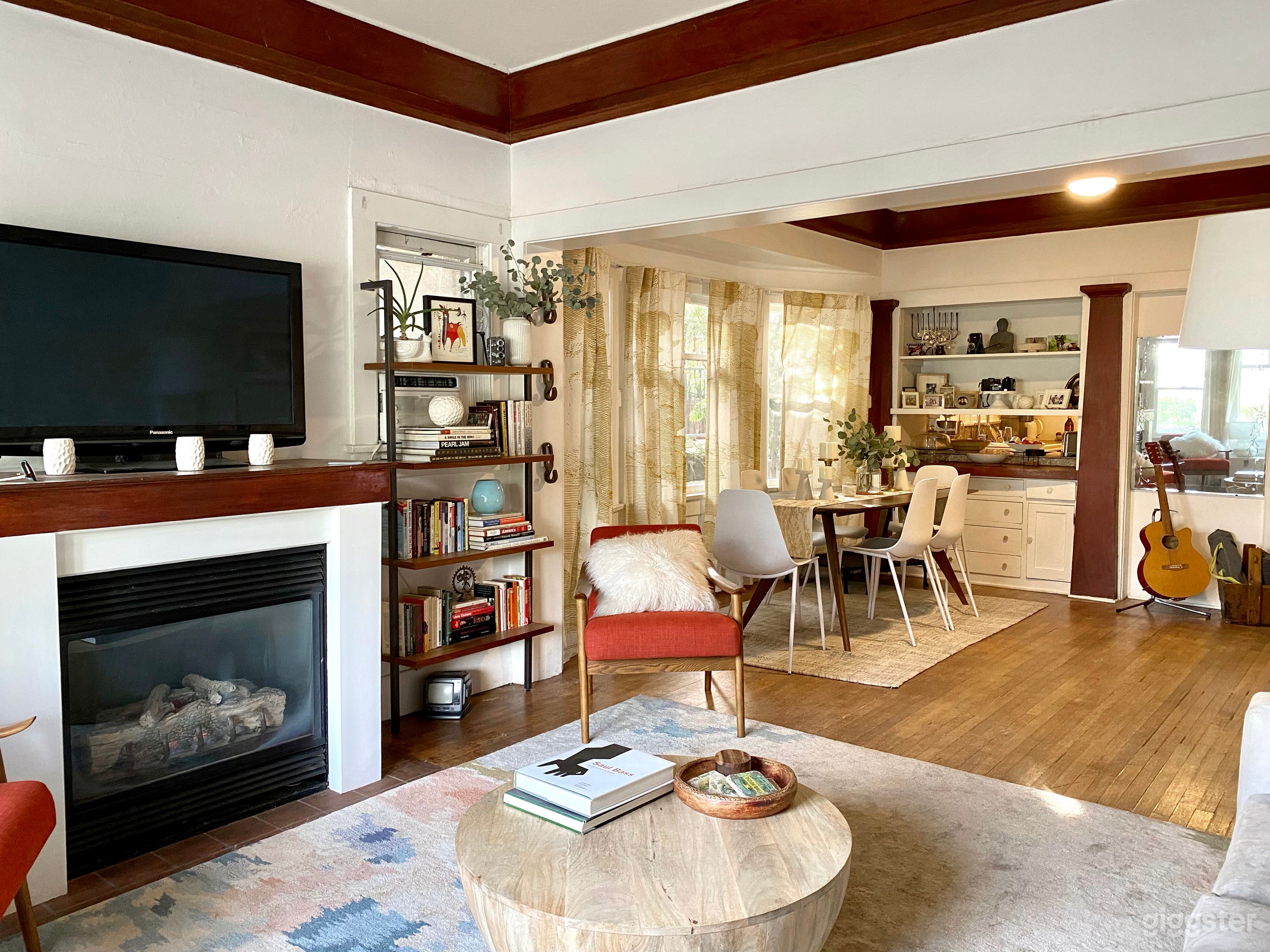 Cozy Canyon Craftsman Photo 3