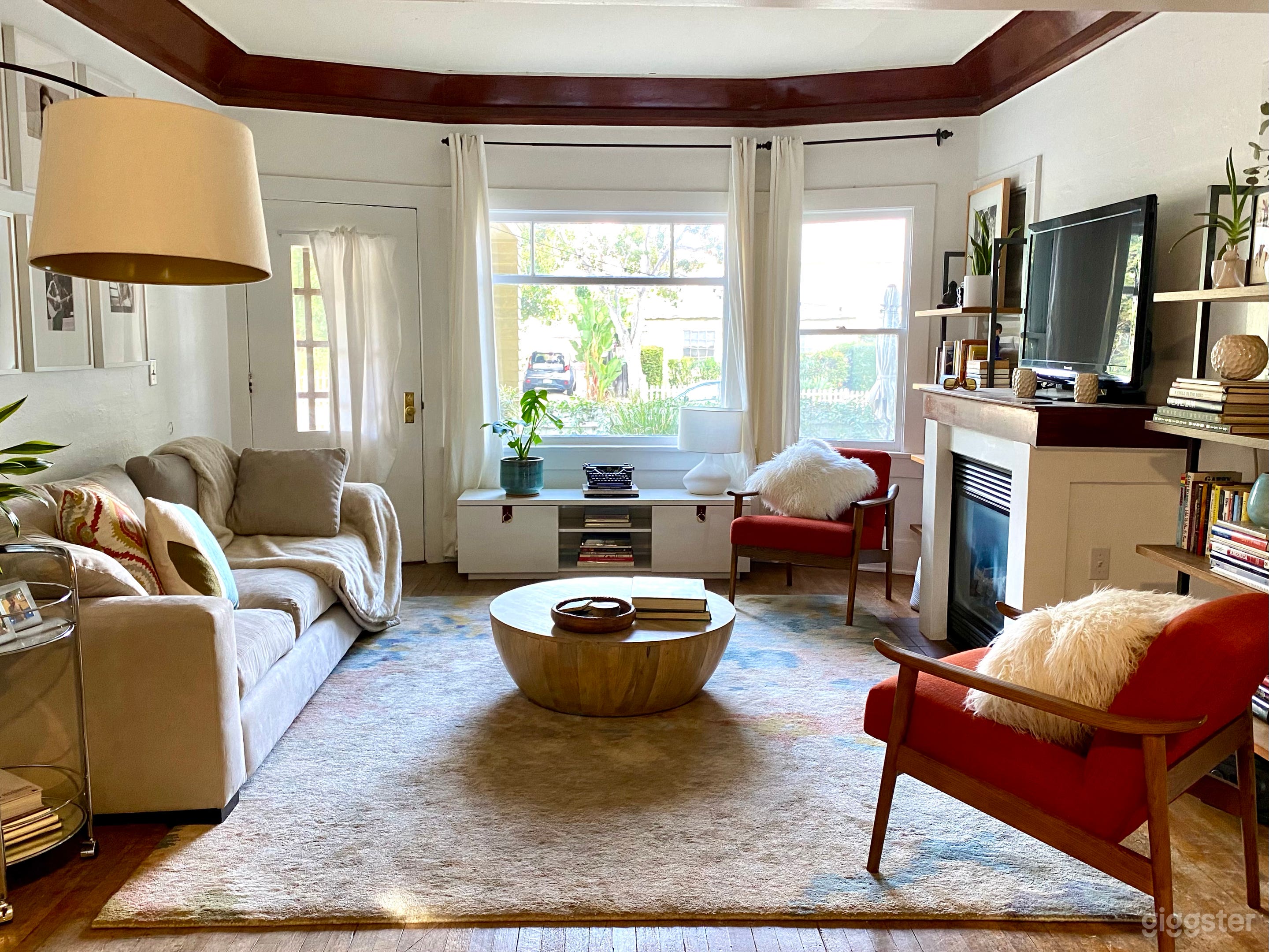 Cozy Canyon Craftsman Photo 1