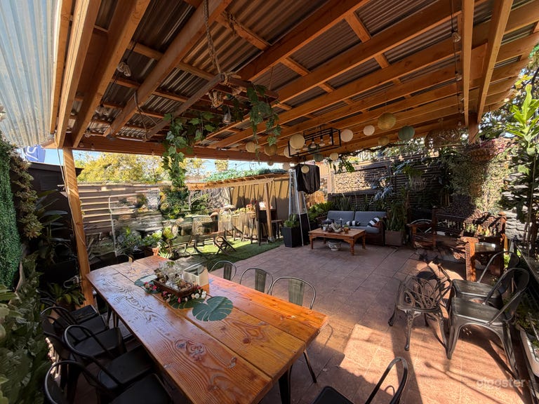  The Mar Vista Garden Bar 