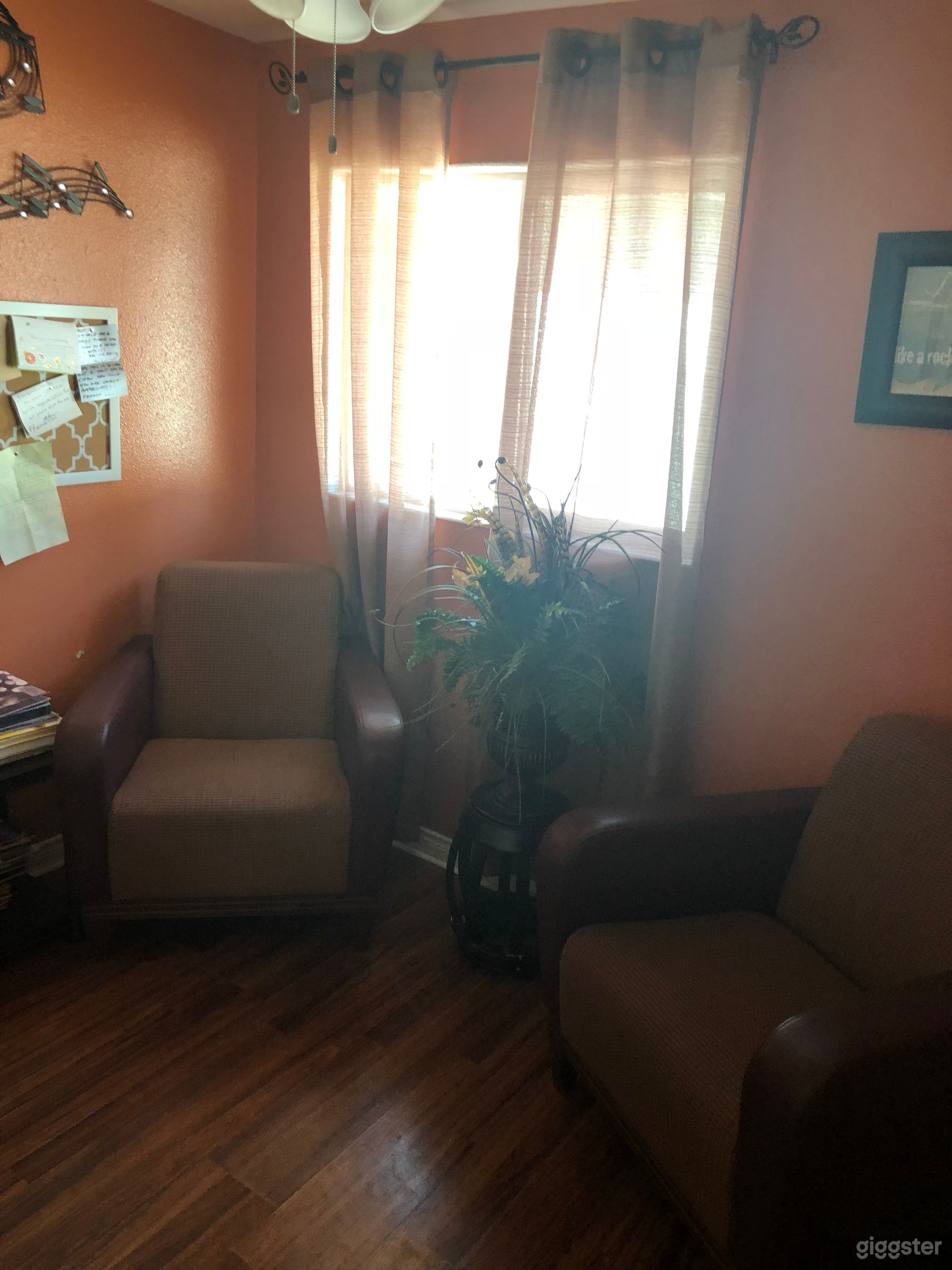 Creative Office Space  Photo 3