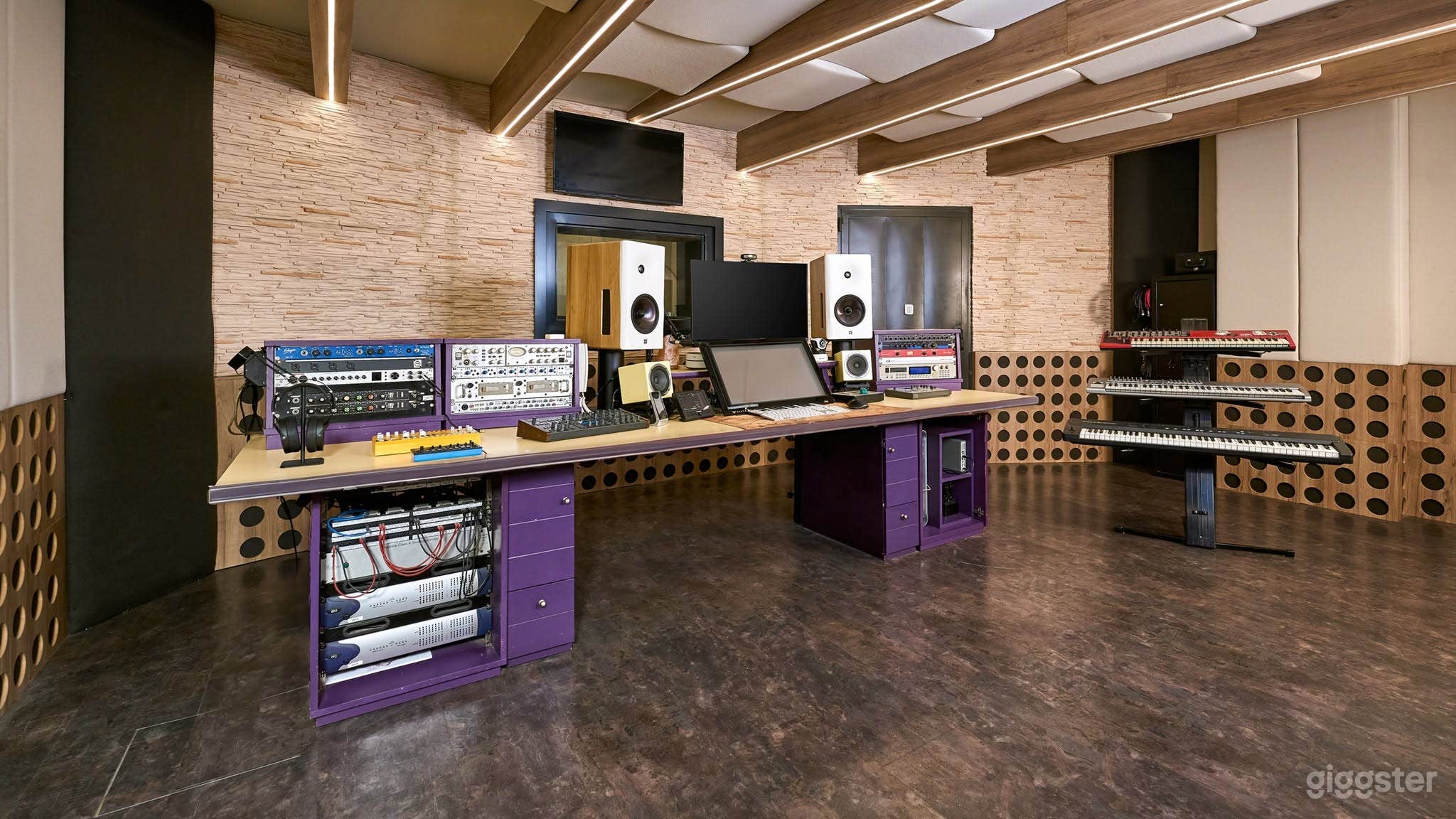 Creative recording and sound studio Foto 1