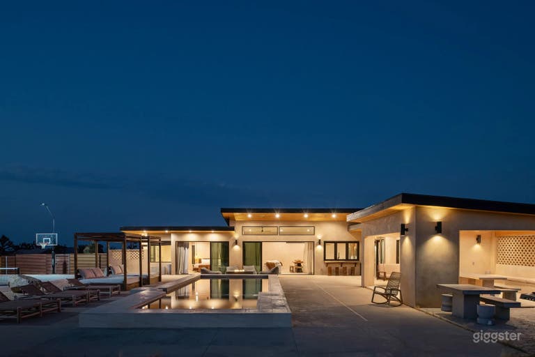  Casa Una + Casa Dua (Buyout) 