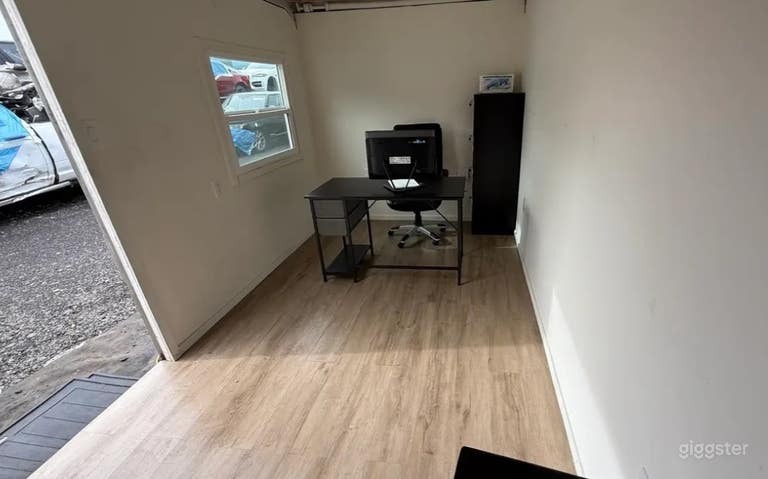  Espacio de Oficina Industrial 