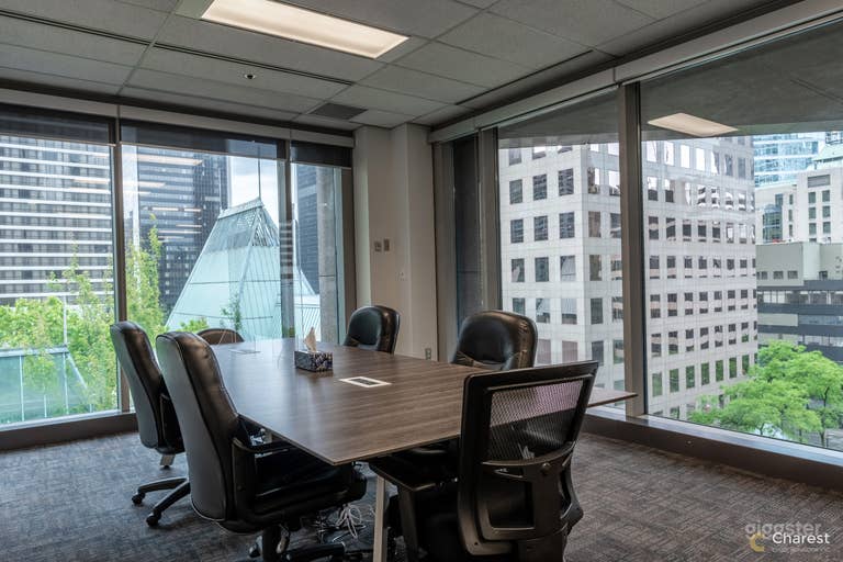  Bright And Modern Corporate Offices 