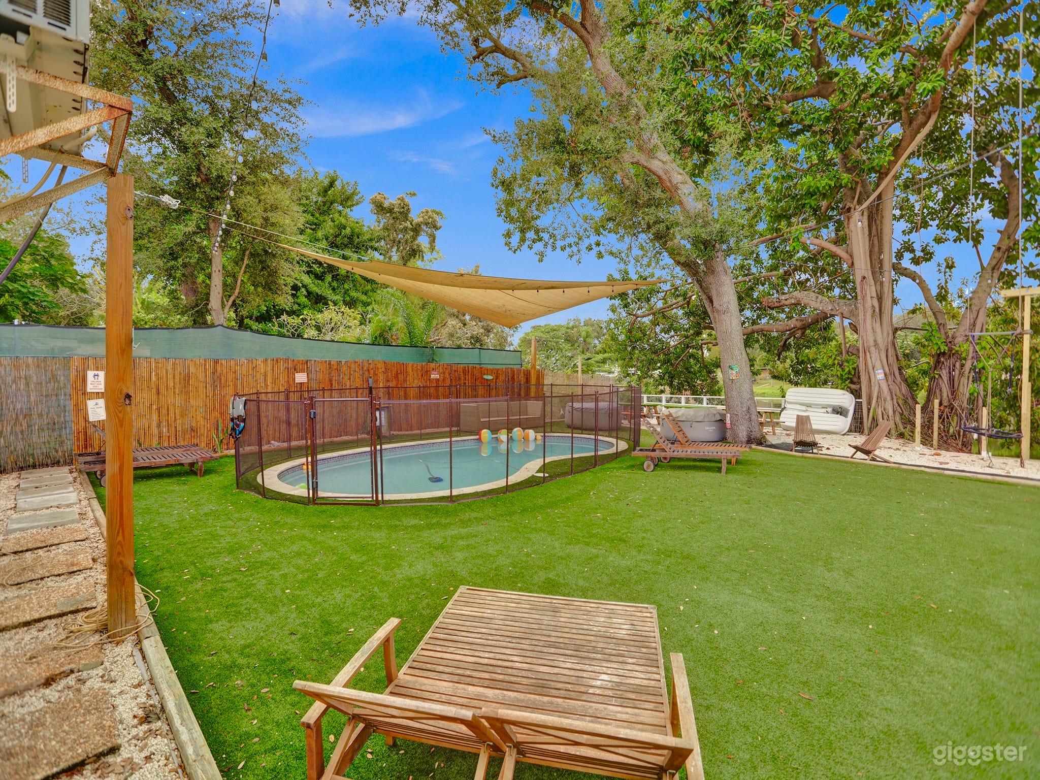 Lakefront Oasis with Pool - Perfect For Events Photo 4