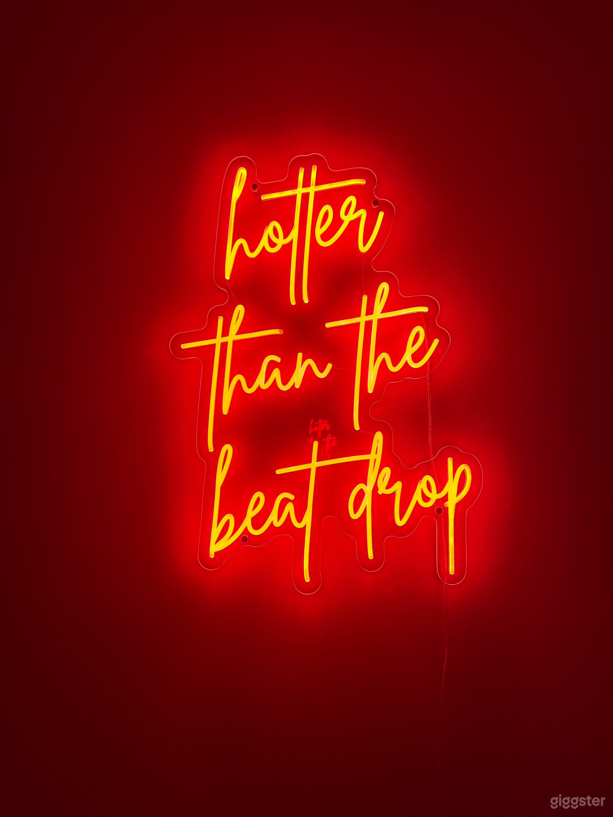 Modern Pilates + Wellness Studio | Content, Events & Classes Photo 4