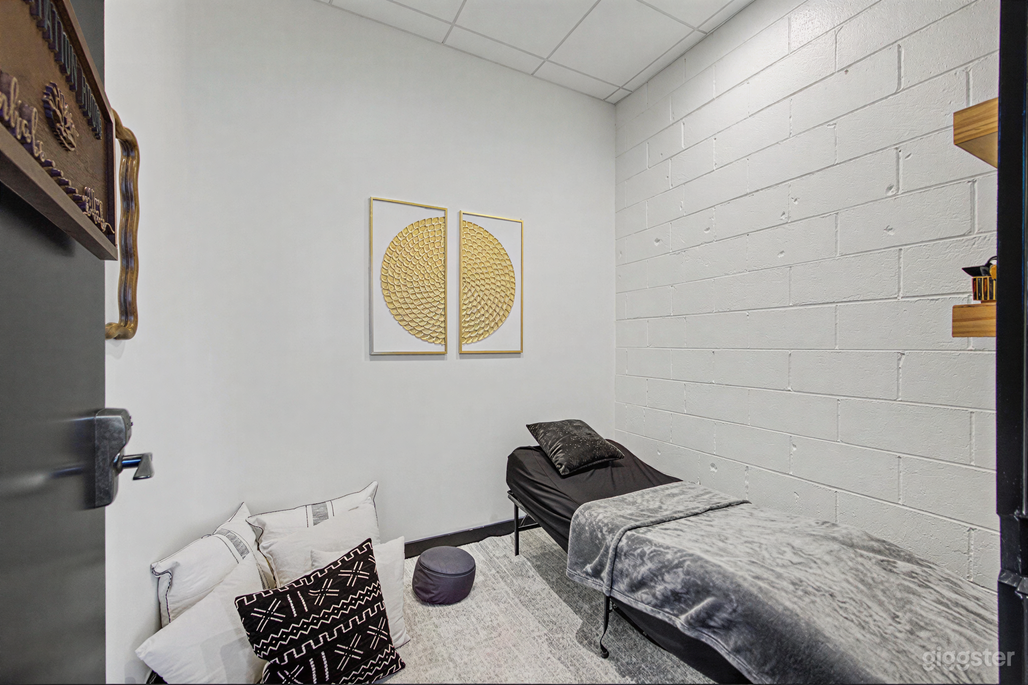 Serene Wellness Lounge & Private Suite Photo 1