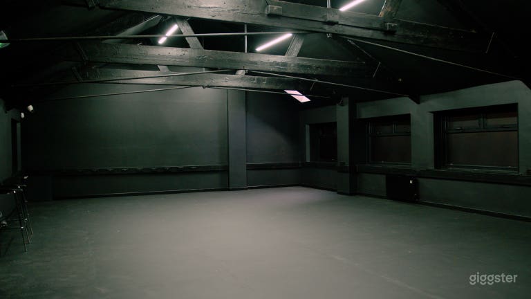  Black Out Studio Dark Space Dry Hire 