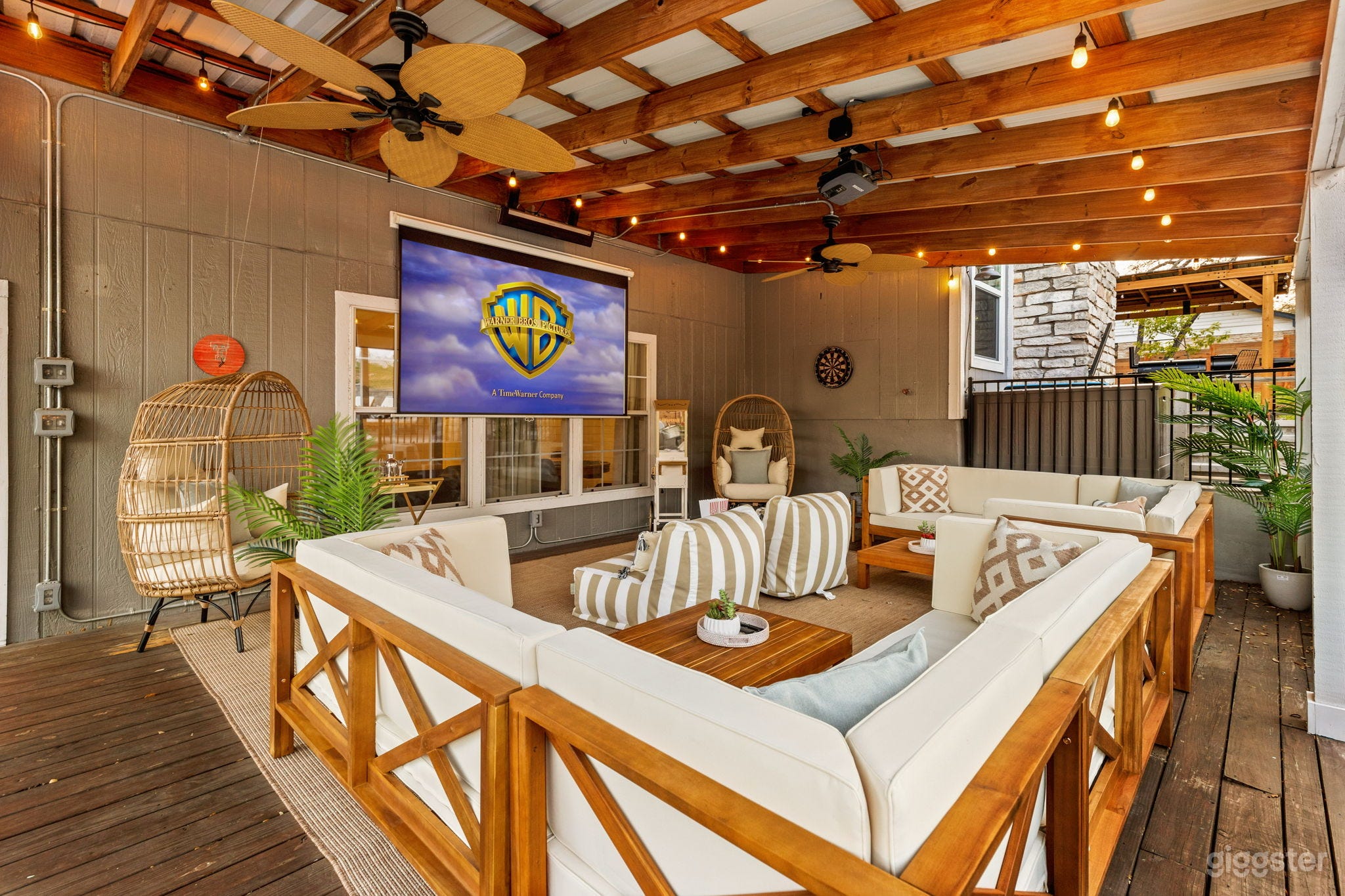 *NEW*Luxury Gem/Heated Pool/Hot Tub/Movie Theater Photo 4