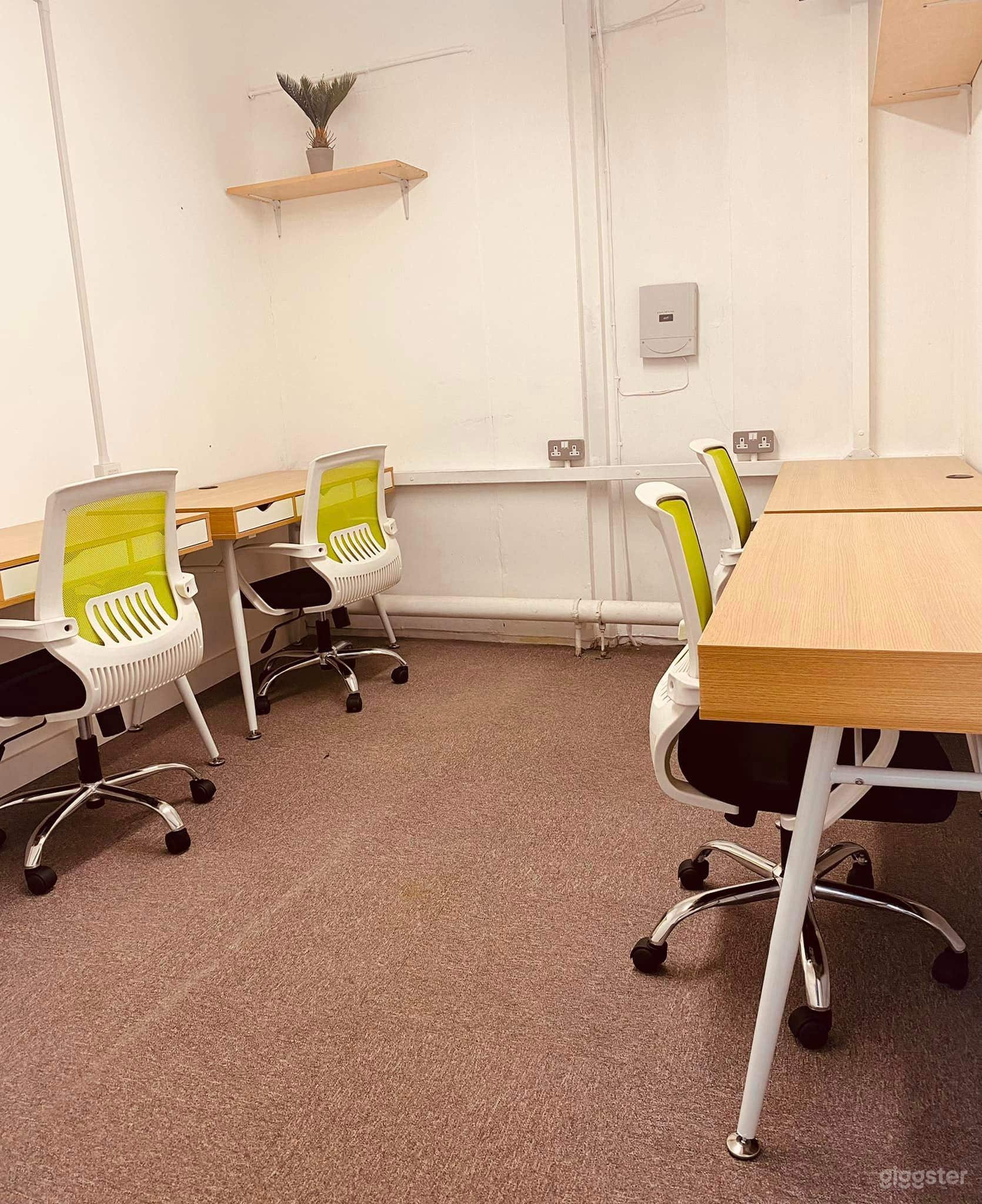 Small Private Office Photo 3