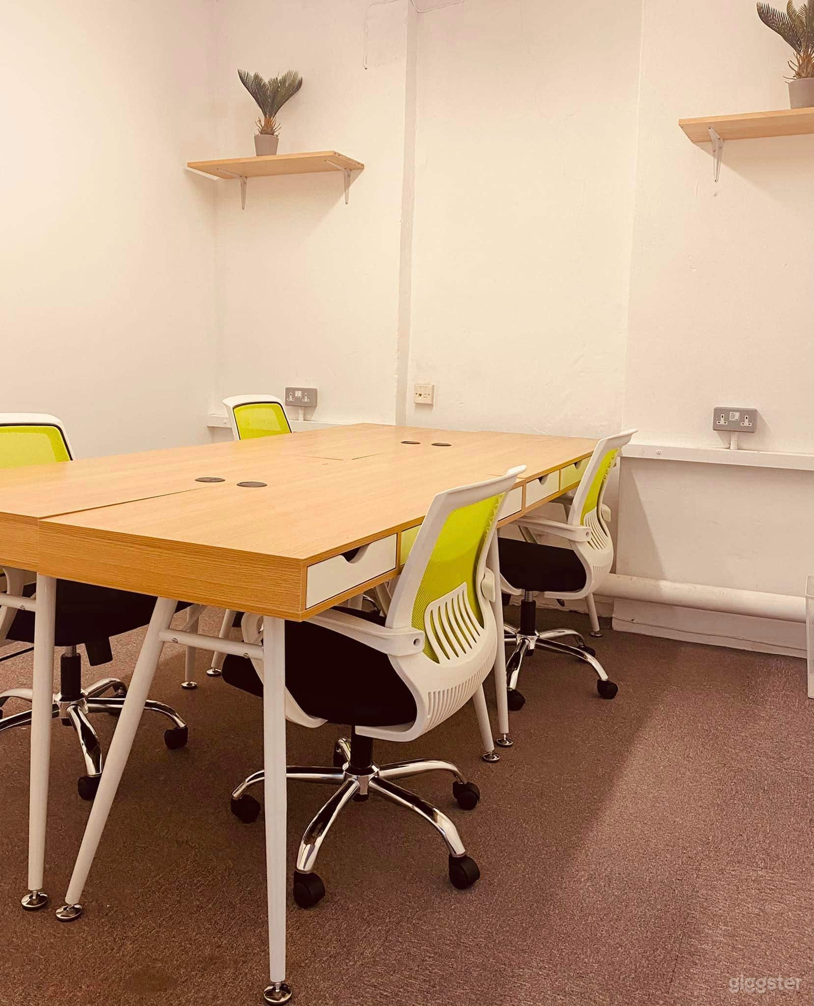 Small Private Office Photo 2