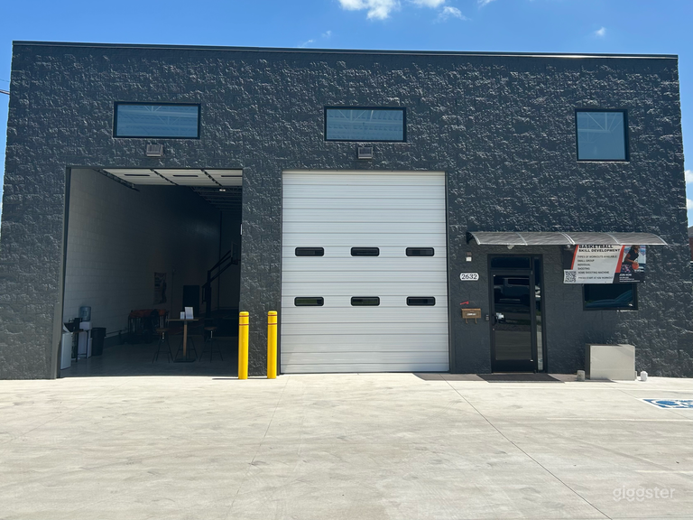  Comfortable Open Space for Activities and Events 