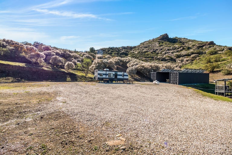  Gravel parking, flat staging area, 40&#x27; storage for hair/makeup or production 