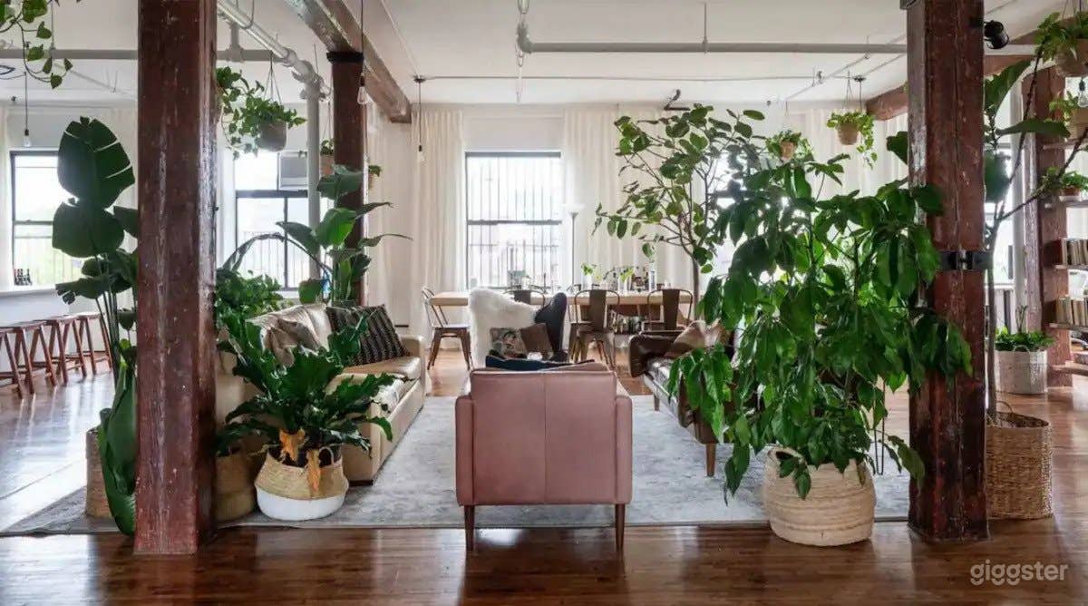 Artist's Sun-Filled Loft with Tons of Plants Photo 3