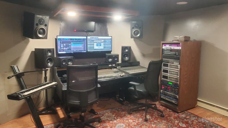  Quad Production Content Studio for Creatives 