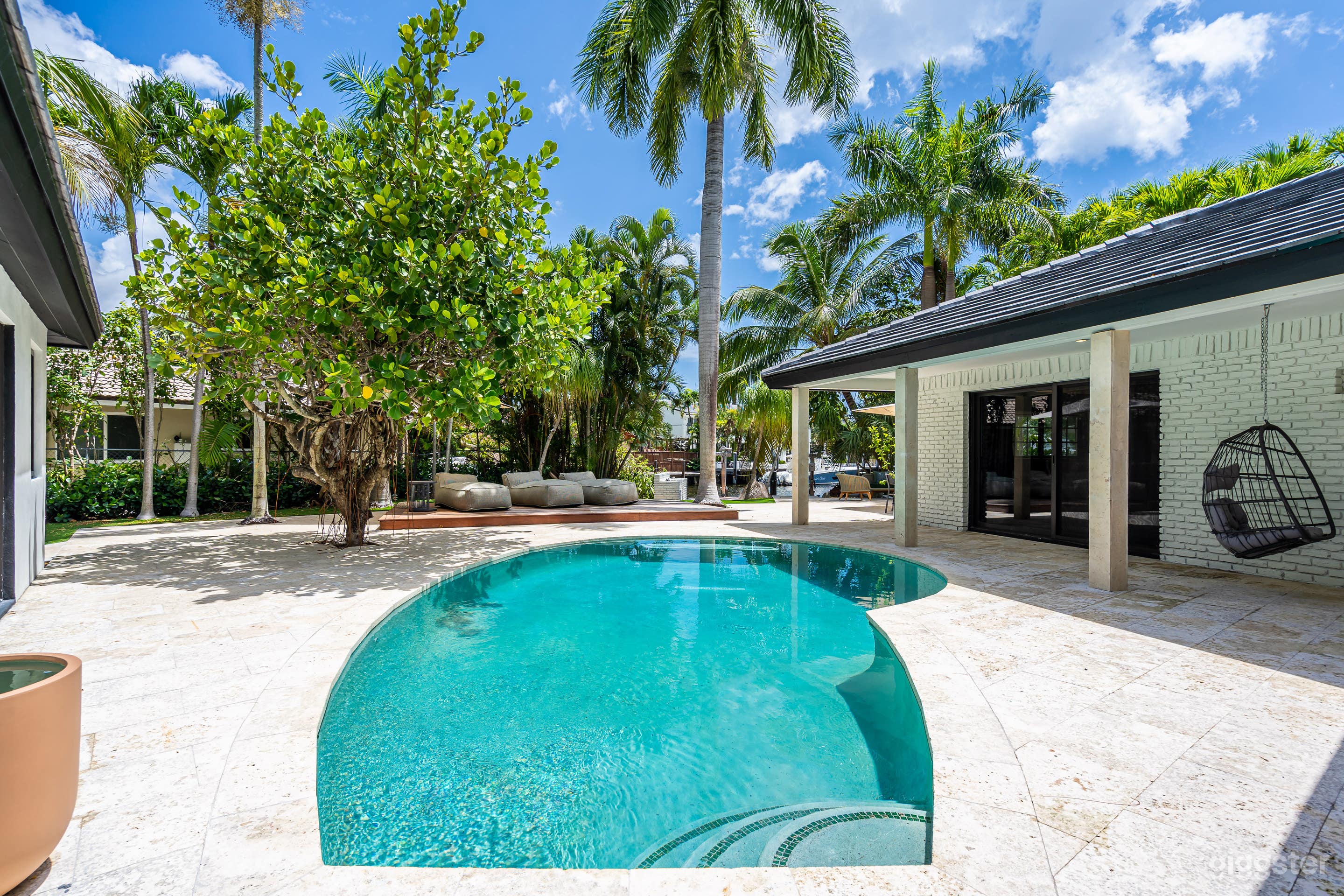 Waterfront Luxy Home at Fort Lauderdale Photo 1