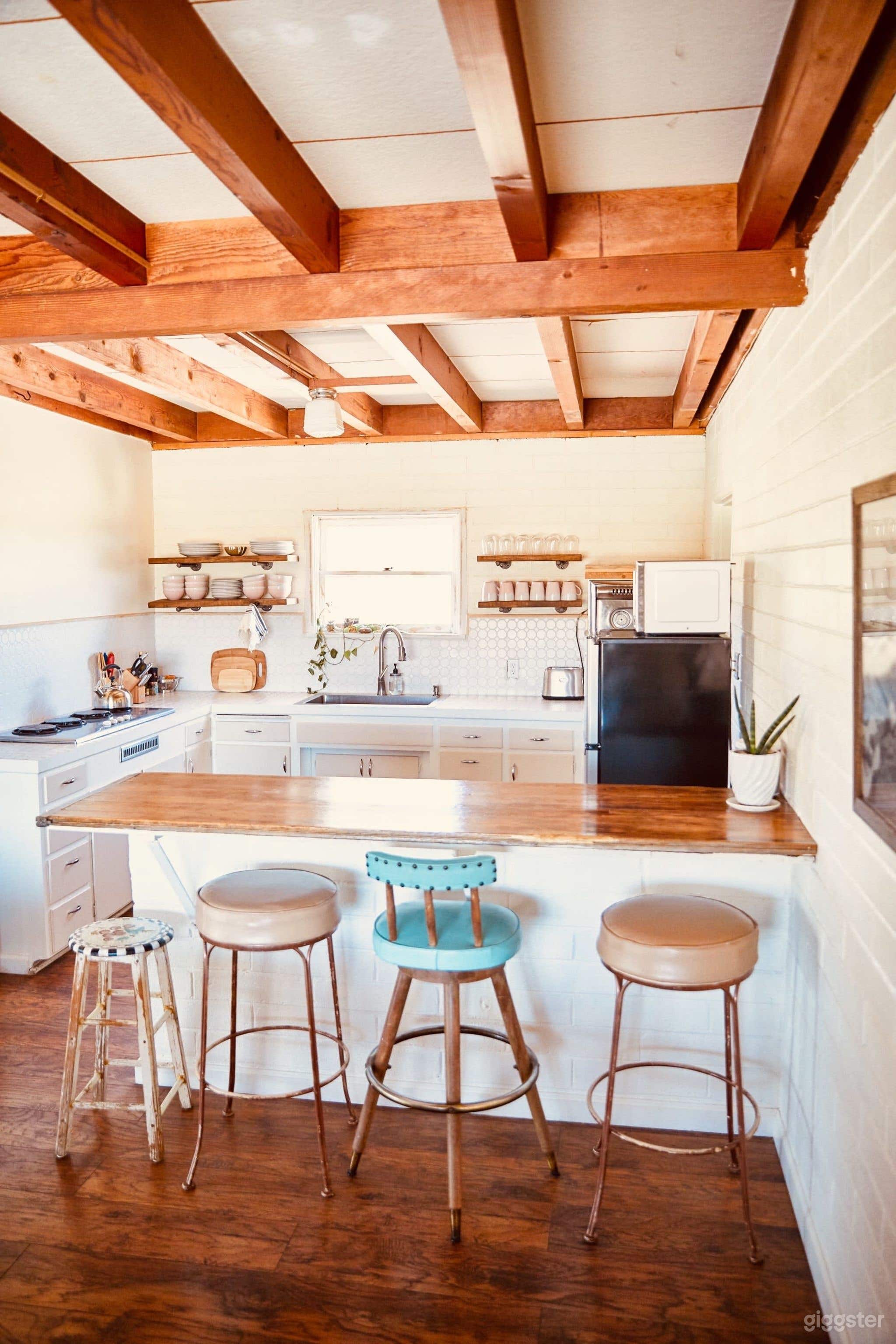 1953 Mid-Century Ranch Brick Cabin w/ Desert Views Photo 3