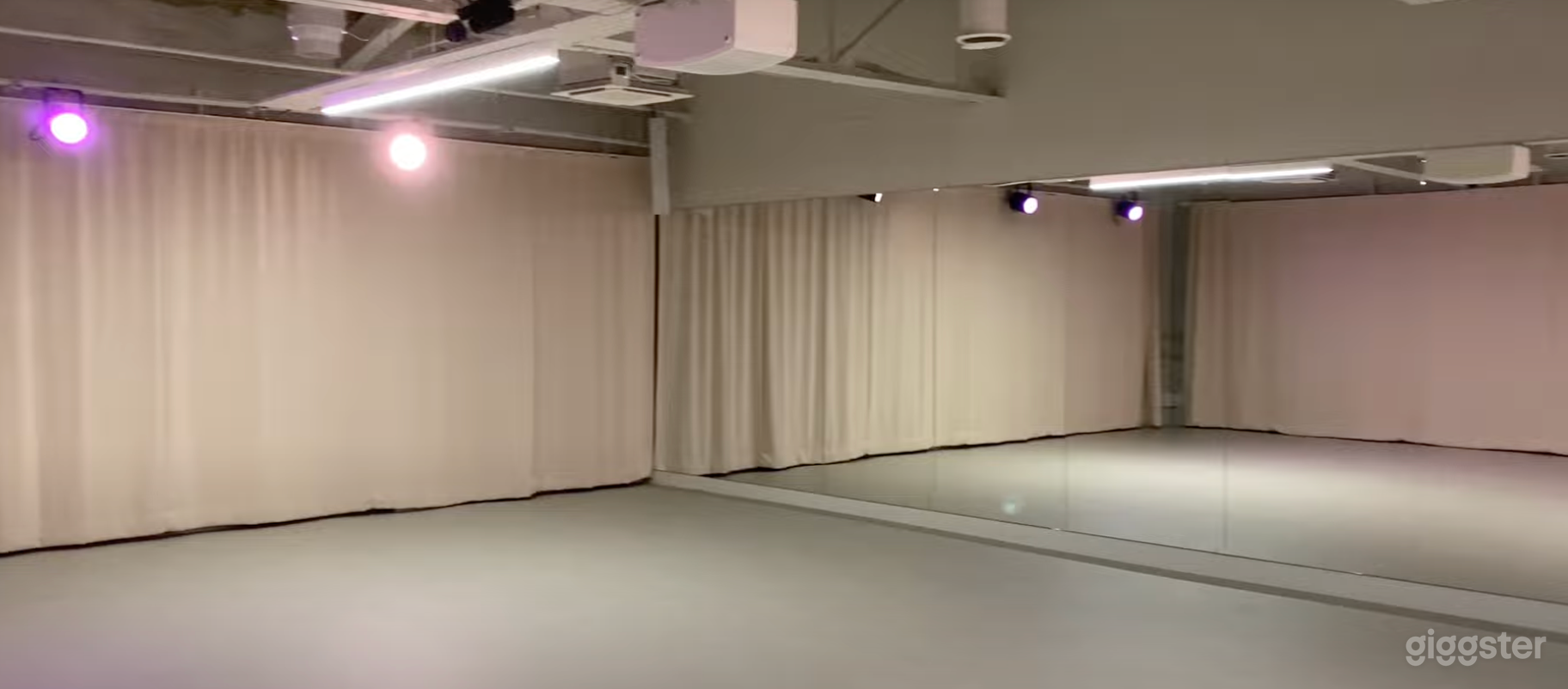  Studio 6 -  The Light Studio  Photo 3