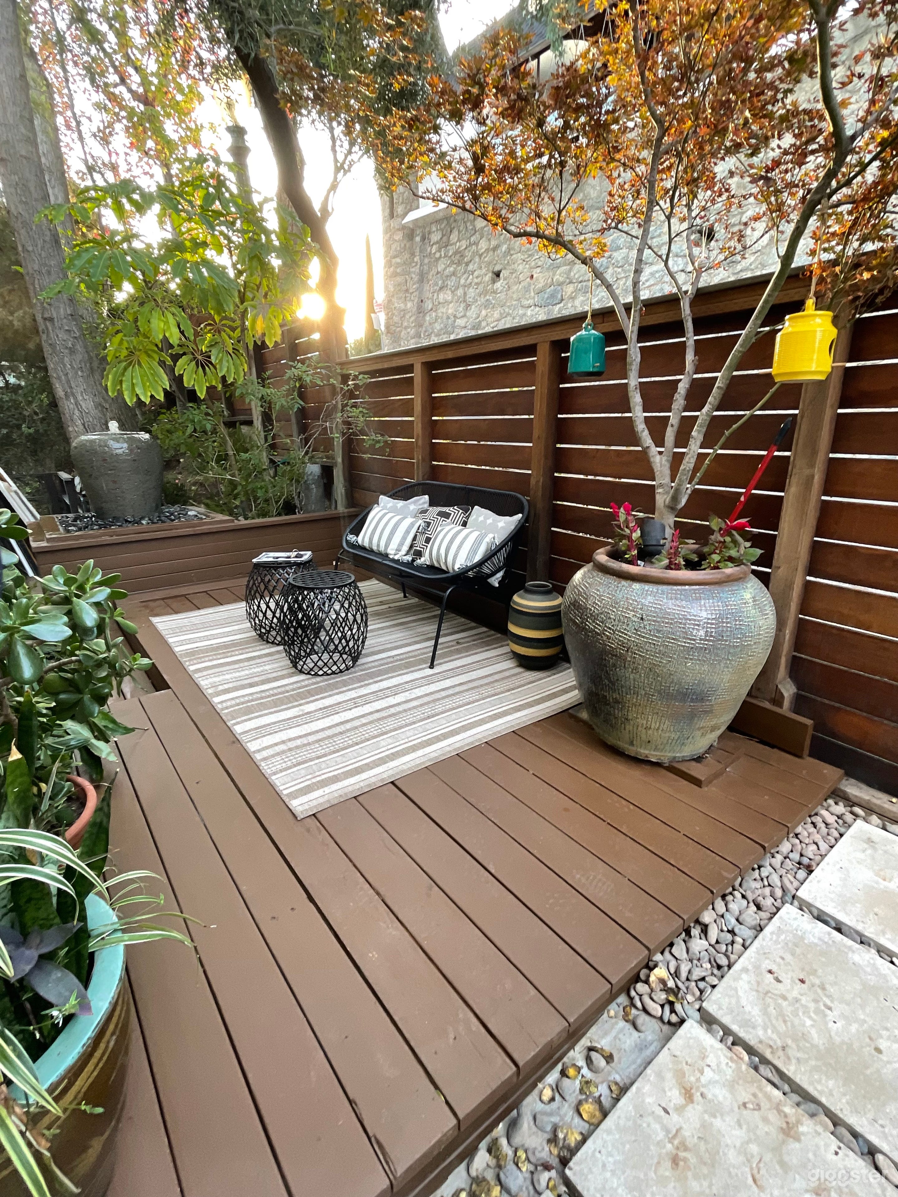 Beachwood Canyon city View Mid-Century Photo 4