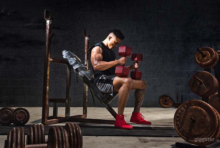  Industrial Style Gym Space for Production 