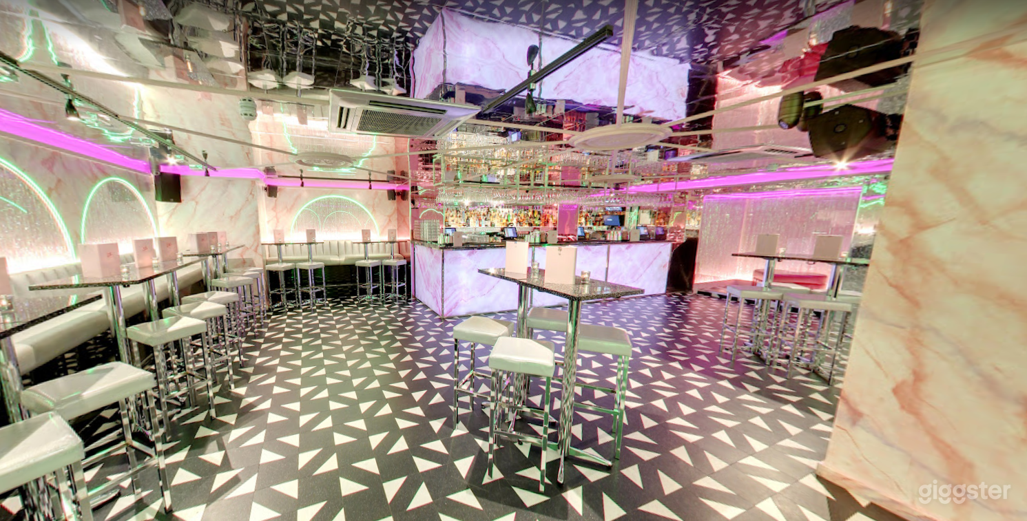 Sassiest Cocktail Bar in Shoreditch Photo 4