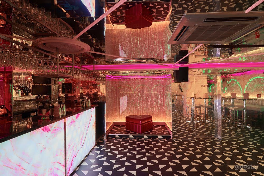 Sassiest Cocktail Bar in Shoreditch Photo 1