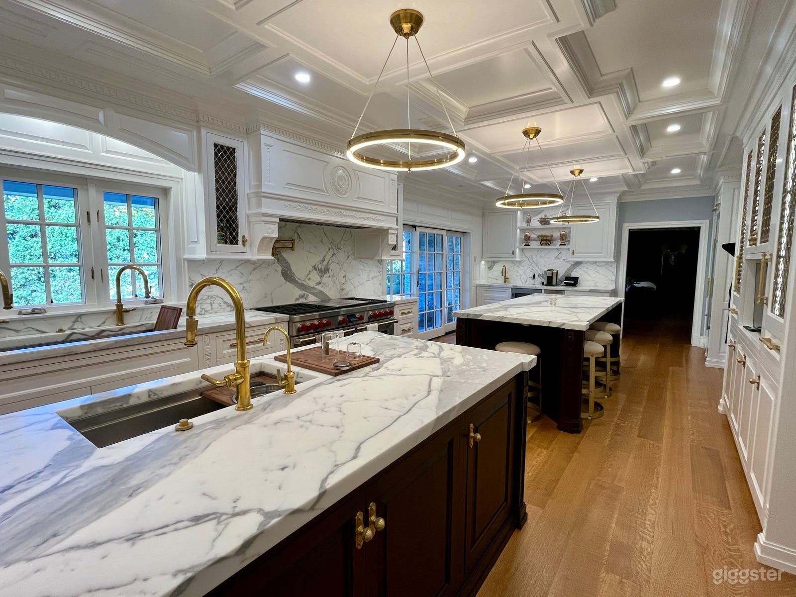 Large elegant home with pool in Essex Fells, NJ Photo 2